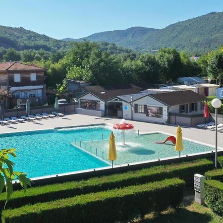 mobil-home du lac de Foix Extérieur photo