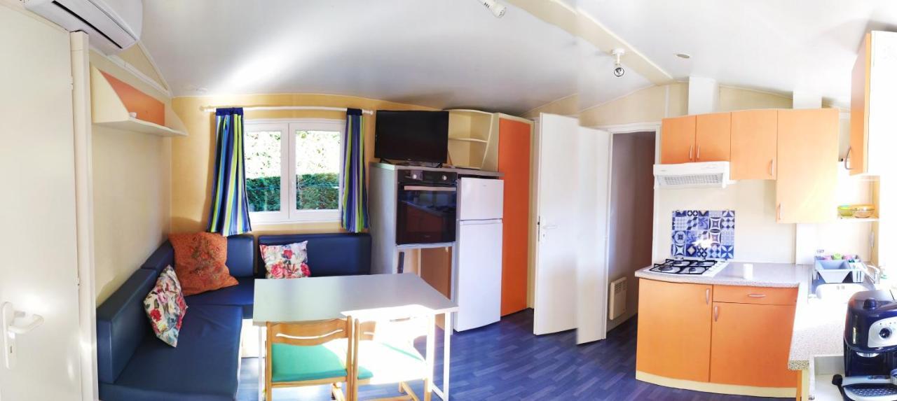 mobil-home du lac de Foix Extérieur photo