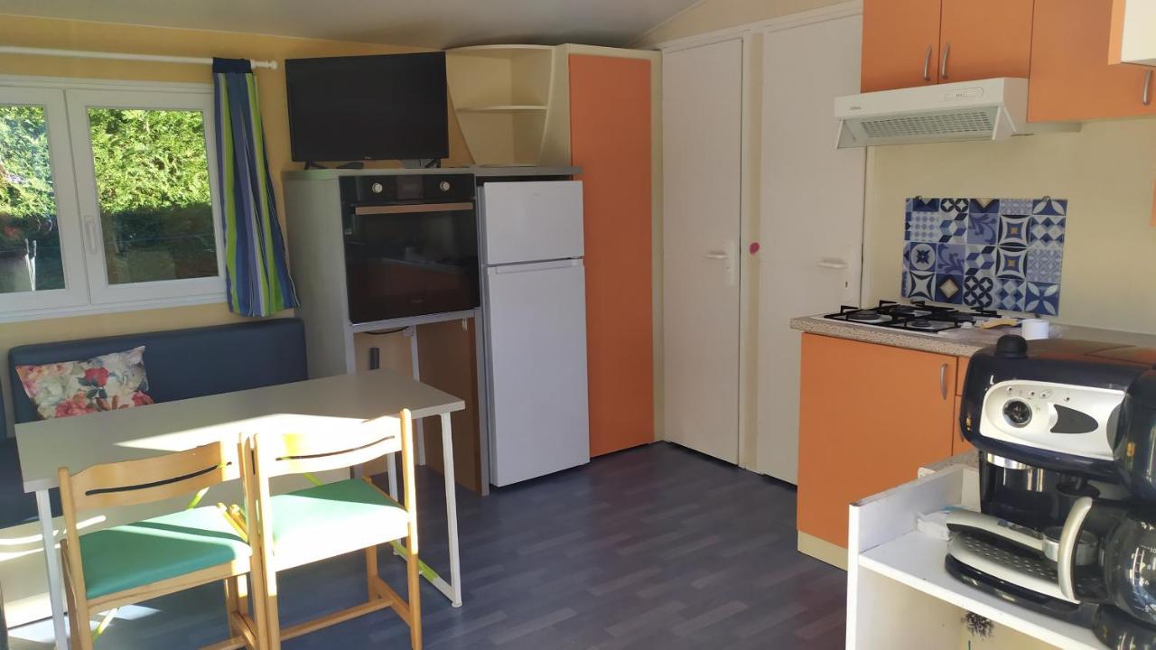 mobil-home du lac de Foix Extérieur photo